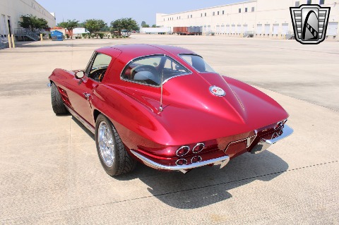 1963 Chevrolet Corvette image 8
