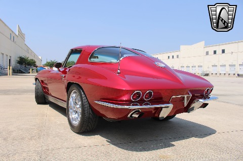 1963 Chevrolet Corvette image 9