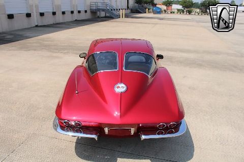 1963 Chevrolet Corvette image 10