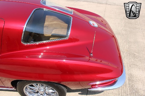 1963 Chevrolet Corvette image 36