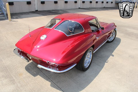 1963 Chevrolet Corvette image 13