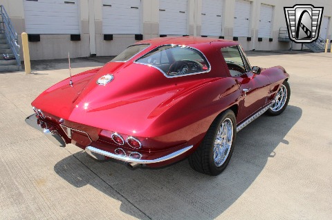 1963 Chevrolet Corvette image 14