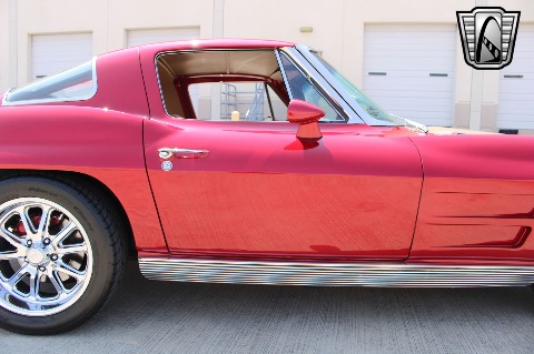 1963 Chevrolet Corvette image 42