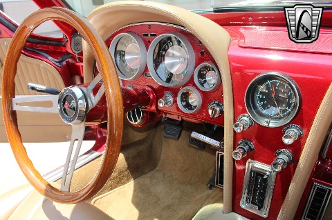 1963 Chevrolet Corvette image 125