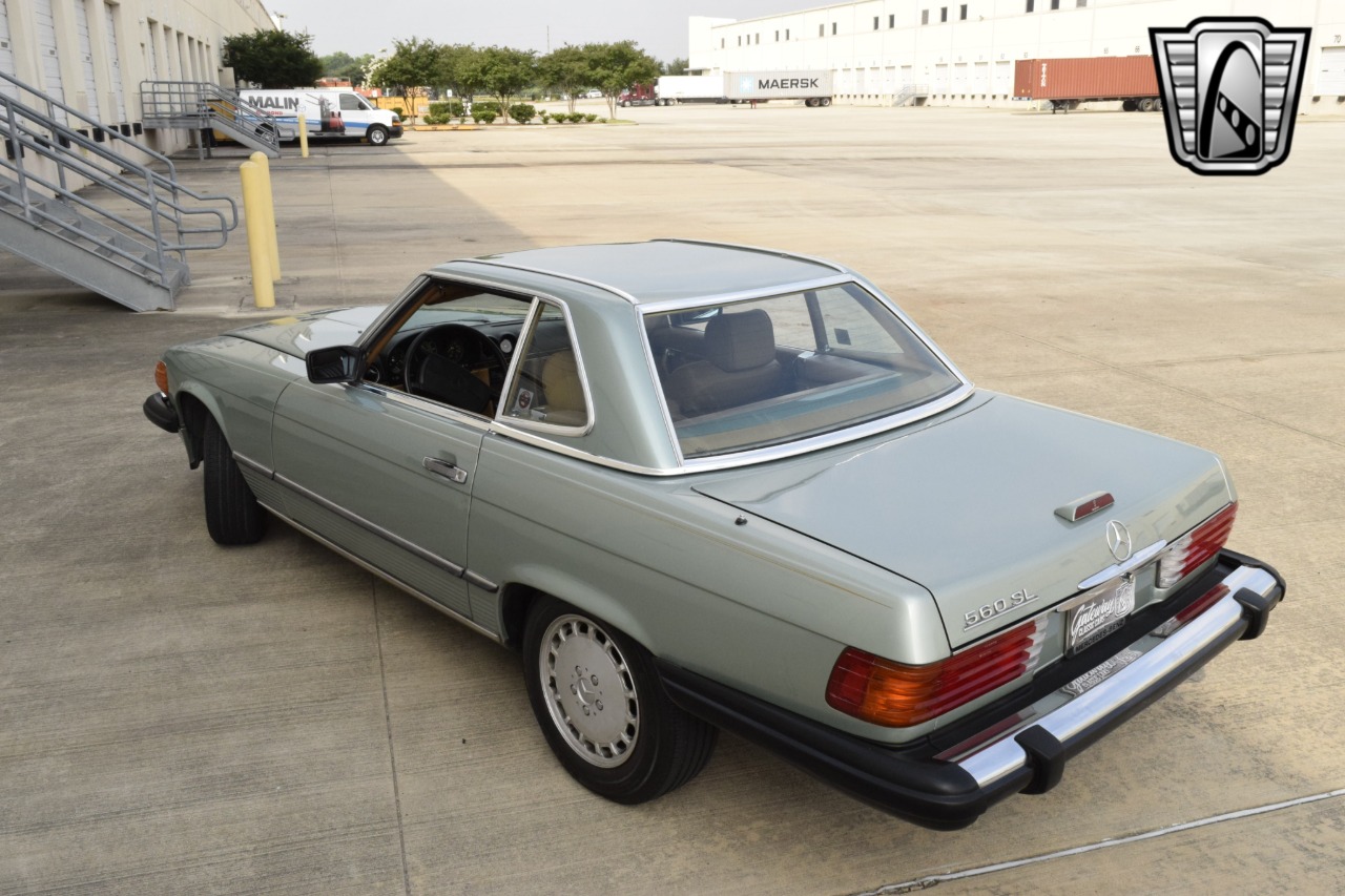 1988 Mercedes-Benz 560SL 3