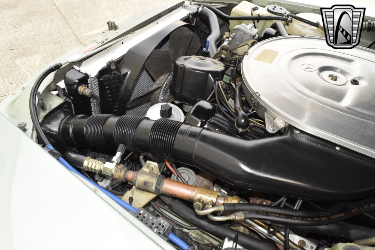 1988 Mercedes-Benz 560SL 20