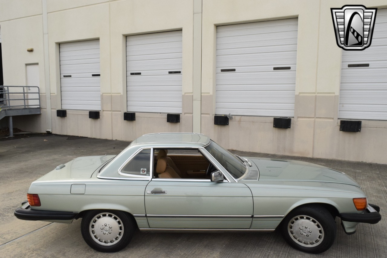 1988 Mercedes-Benz 560SL 43