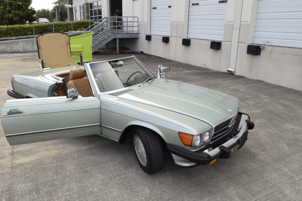 1988 Mercedes-Benz 560SL 31