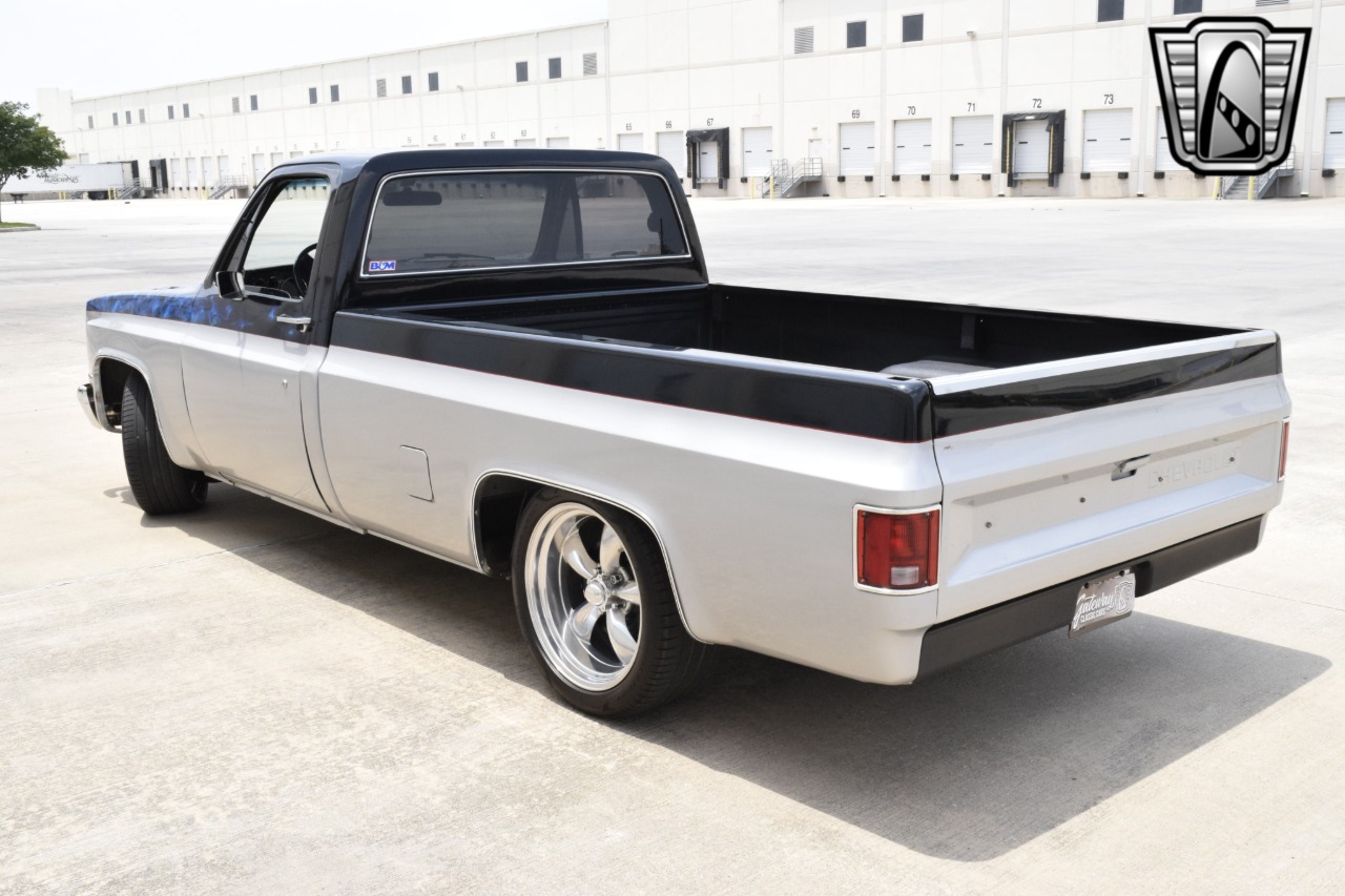 1982 Chevrolet C10 36