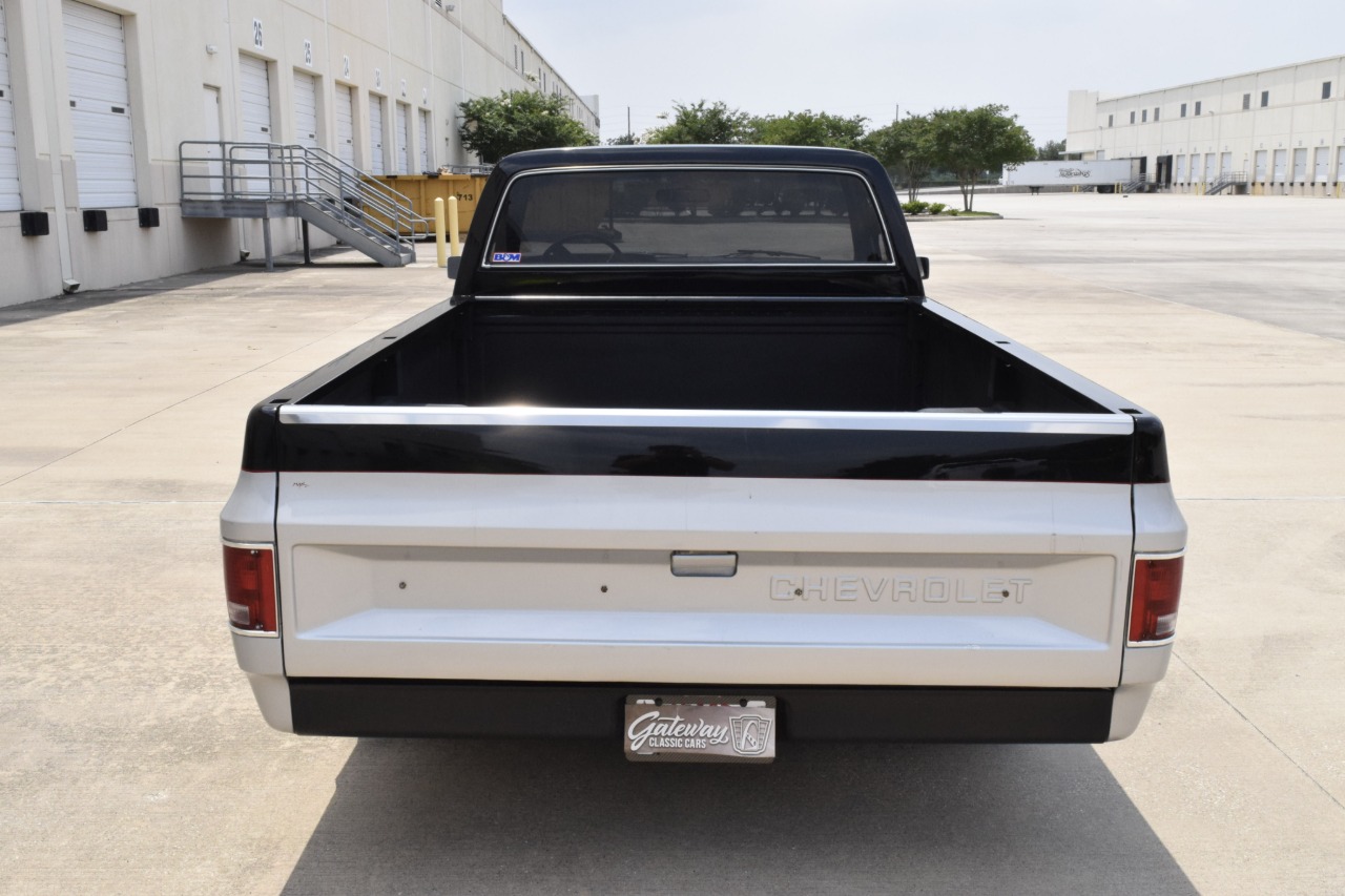 1982 Chevrolet C10 38