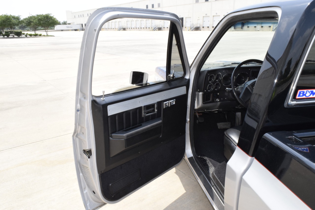 1982 Chevrolet C10 21