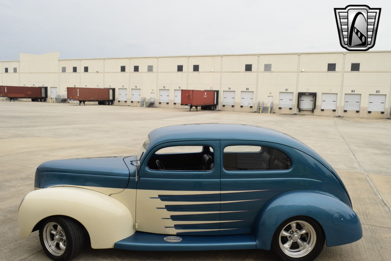 1939 Ford Coupe 2