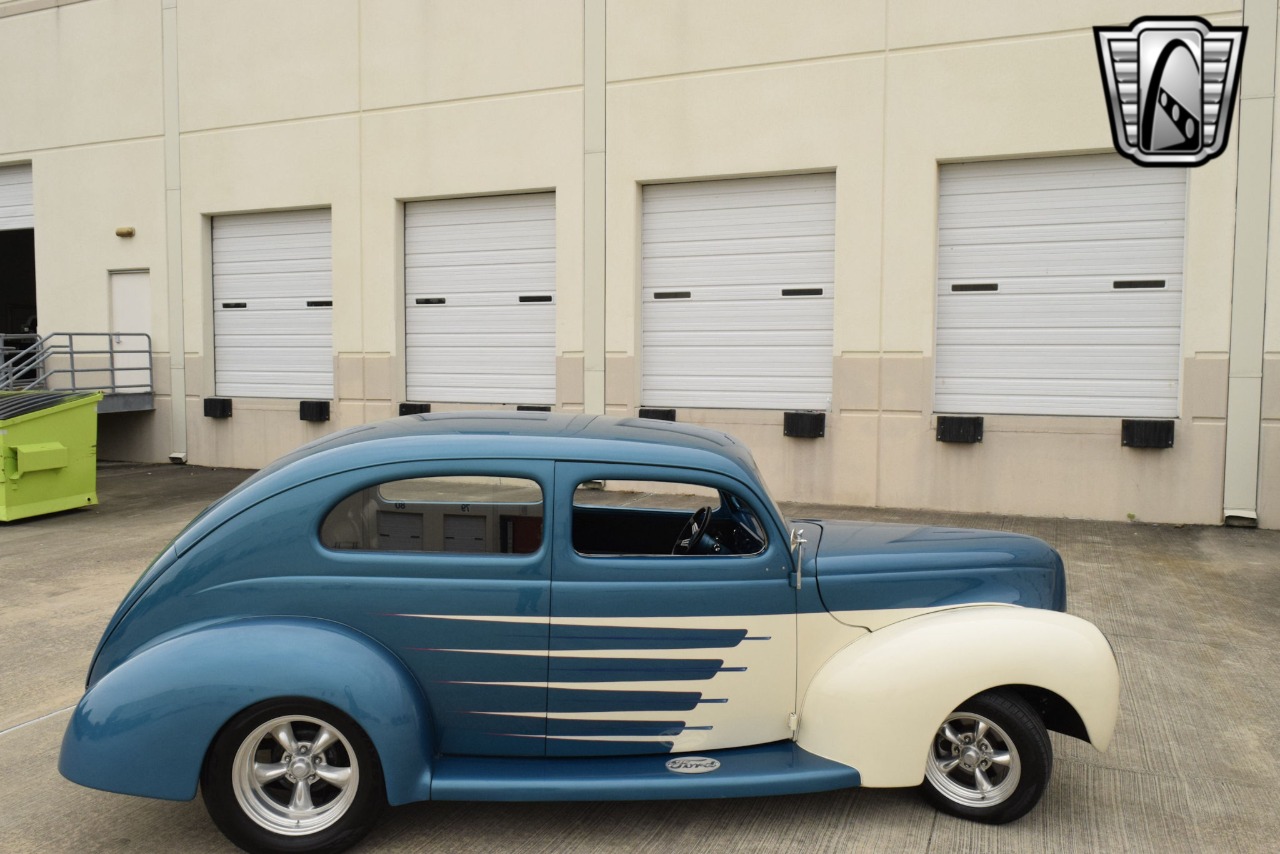 1939 Ford Coupe 43