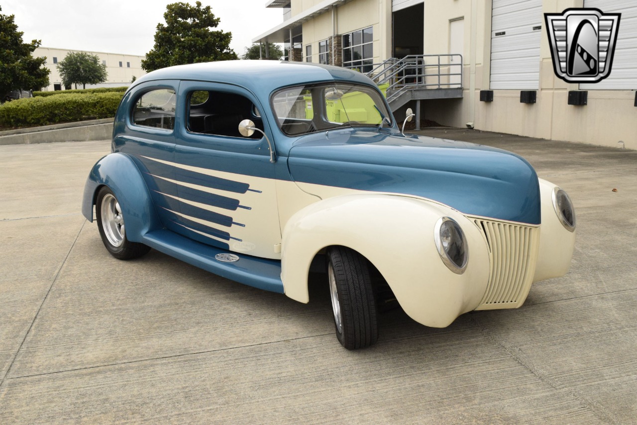 1939 Ford Coupe 46
