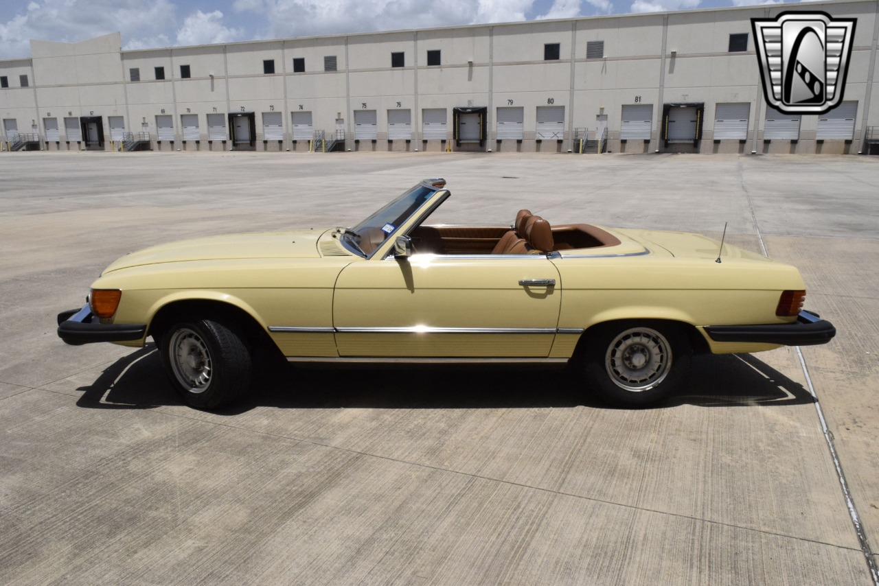 1977 Mercedes-Benz 450 SL 33