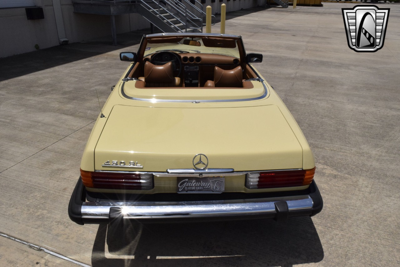1977 Mercedes-Benz 450 SL 2