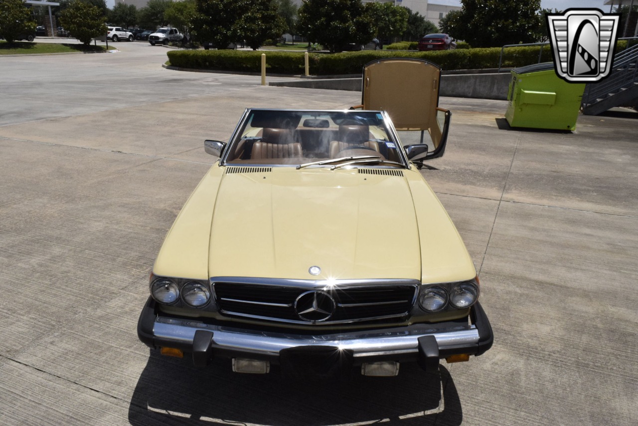 1977 Mercedes-Benz 450 SL 35