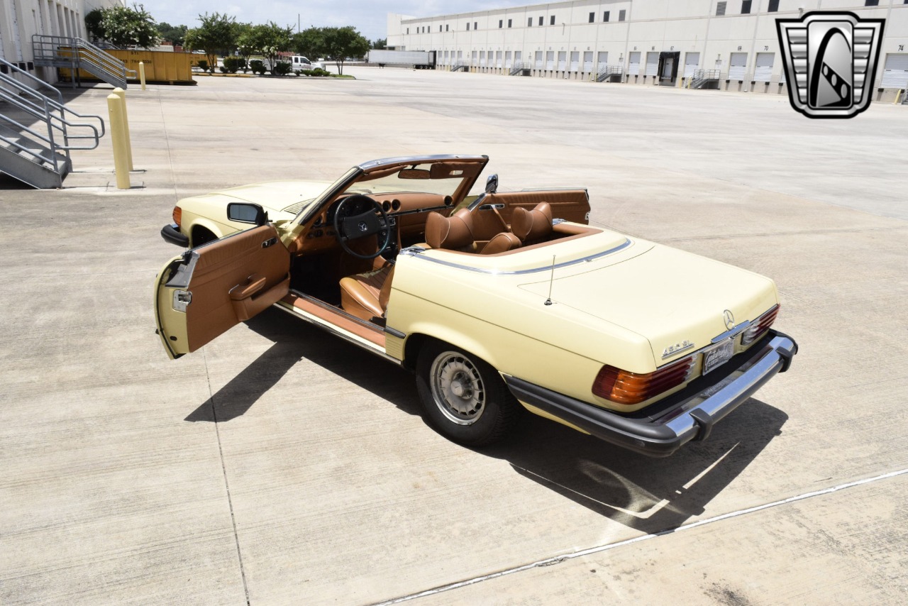 1977 Mercedes-Benz 450 SL 37