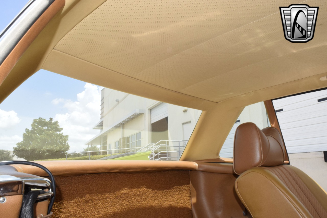 1977 Mercedes-Benz 450 SL 30