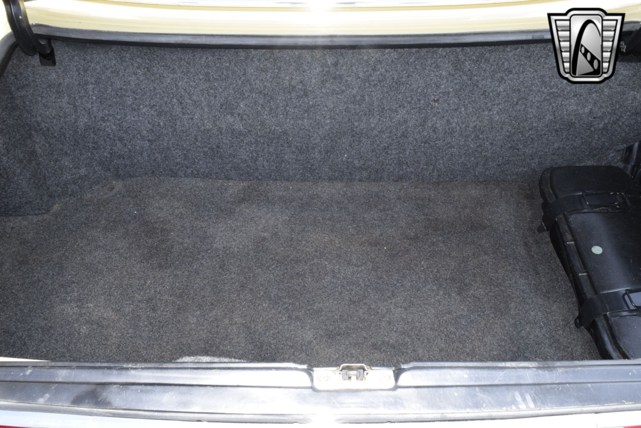 1977 Mercedes-Benz 450 SL 31