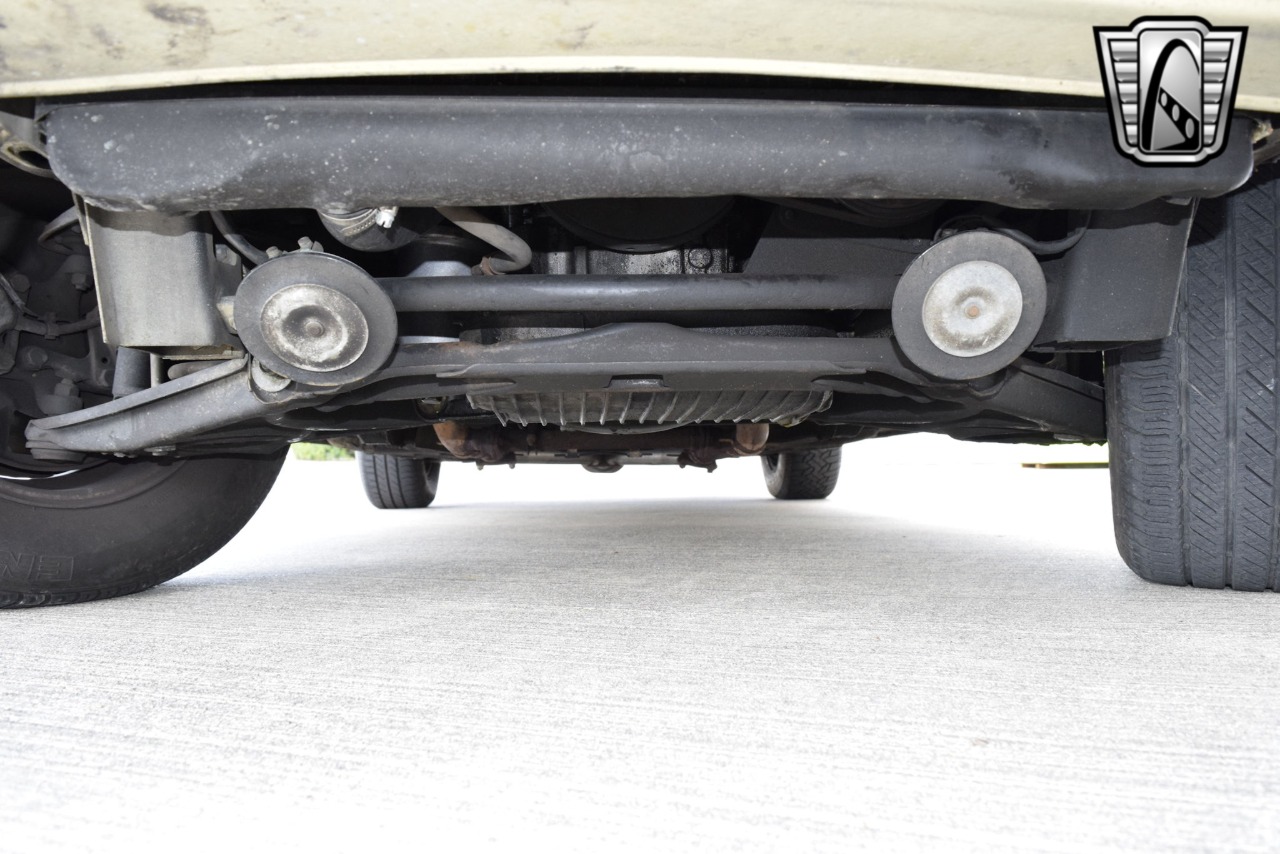 1977 Mercedes-Benz 450 SL 16