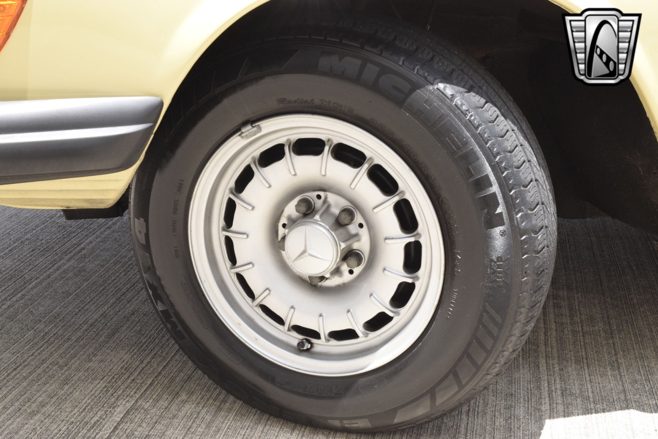 1977 Mercedes-Benz 450 SL 69