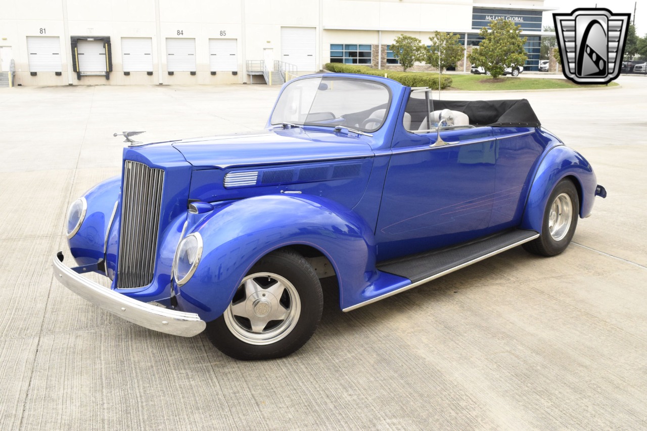 1938 Packard Eight 32