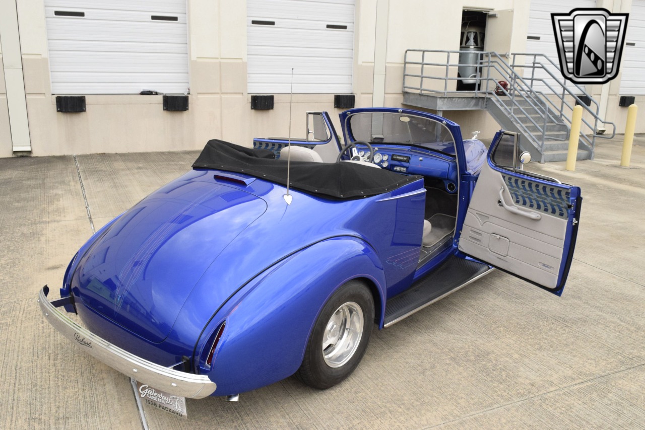 1938 Packard Eight 38