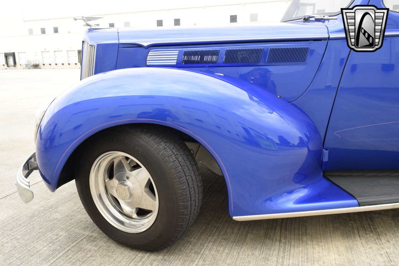 1938 Packard Eight 60