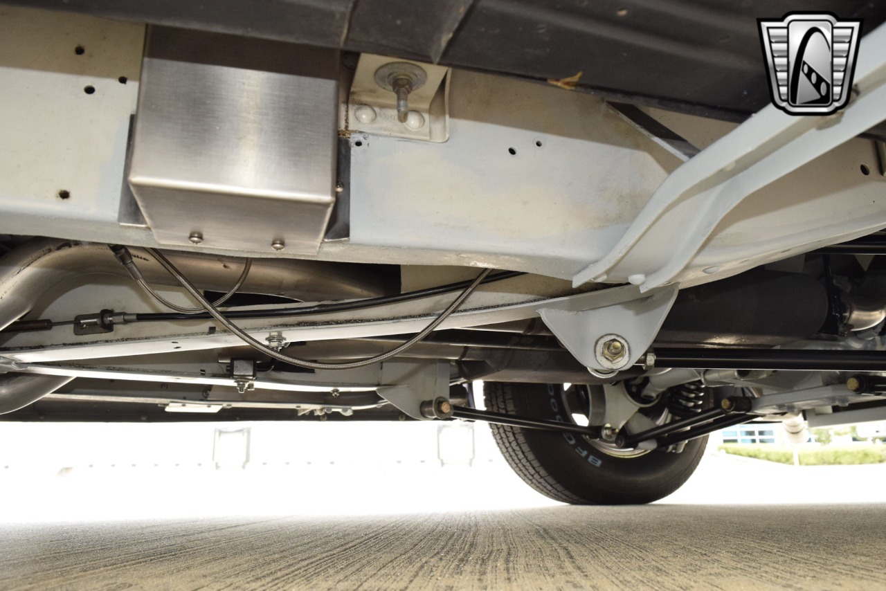 1938 Packard Eight 85