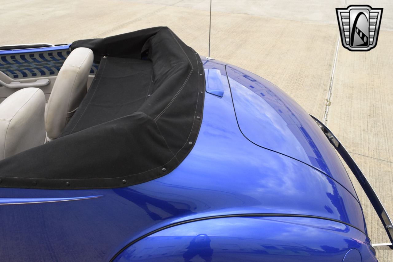 1938 Packard Eight 10