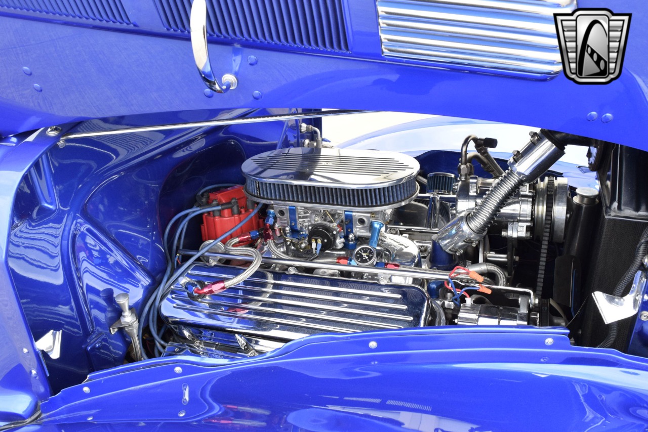 1938 Packard Eight 21