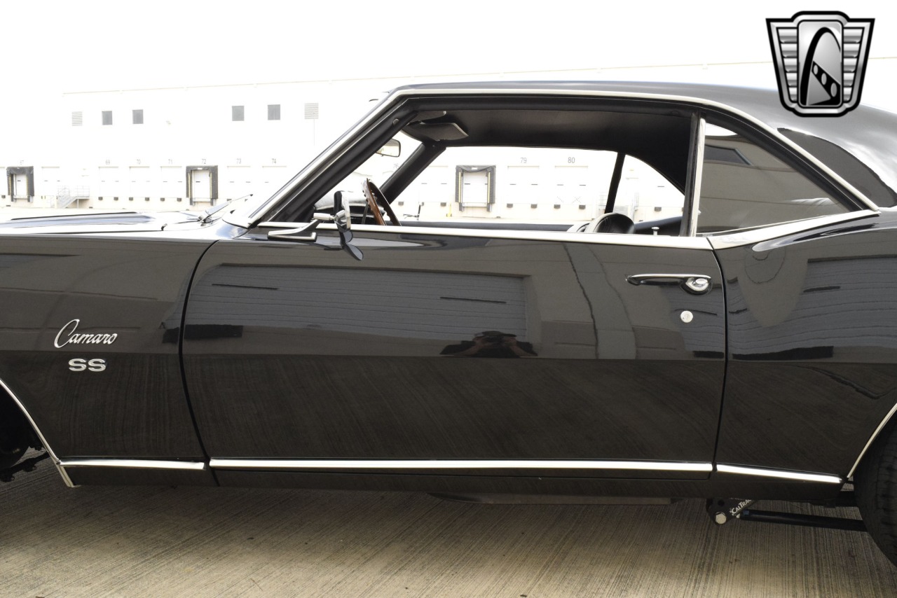 1968 Chevrolet Camaro 54