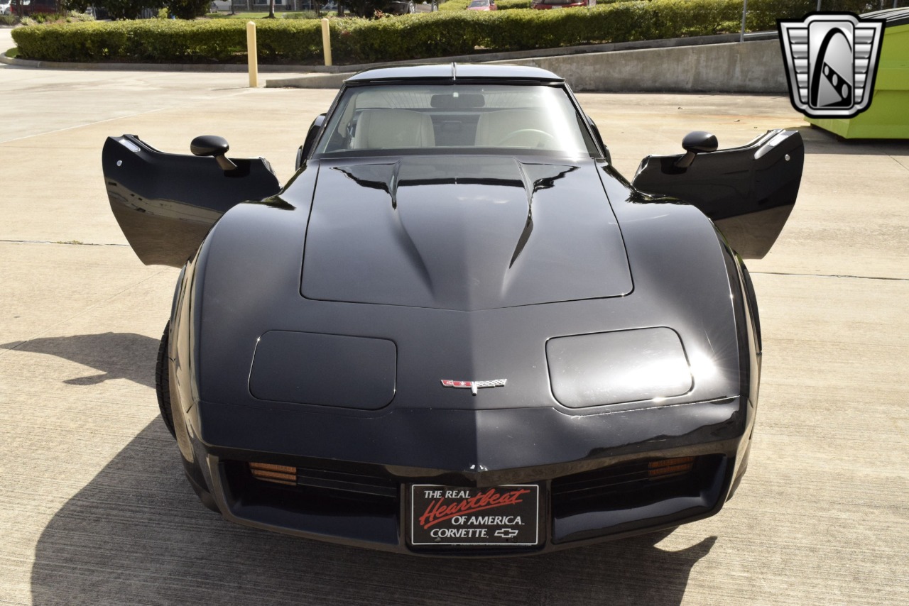 1980 Chevrolet Corvette 29