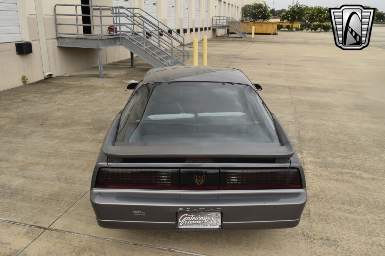 1988 Pontiac Firebird 37