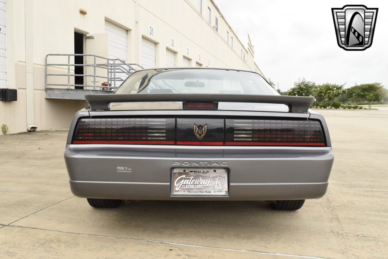 1988 Pontiac Firebird 39