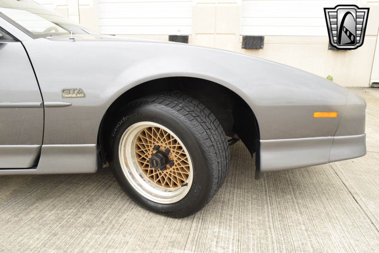 1988 Pontiac Firebird 64