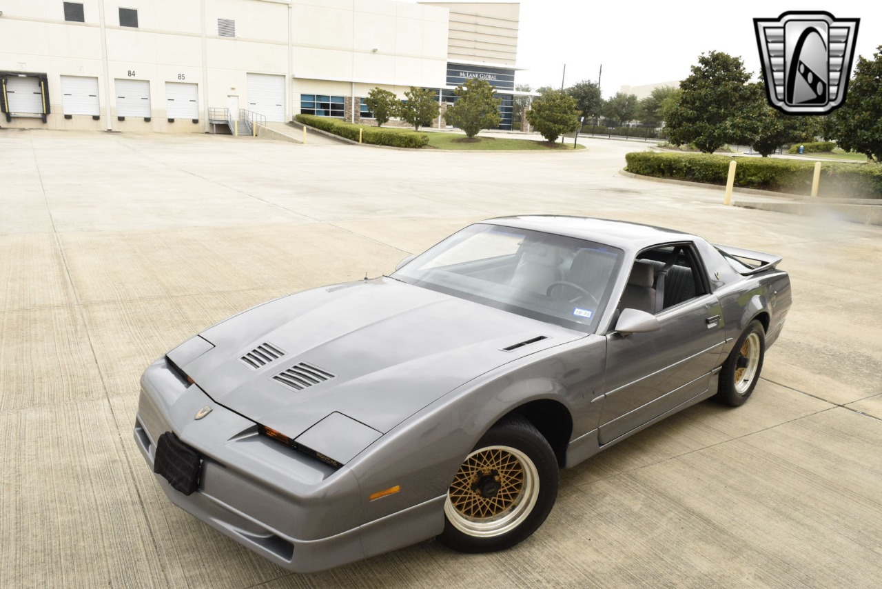 1988 Pontiac Firebird 46