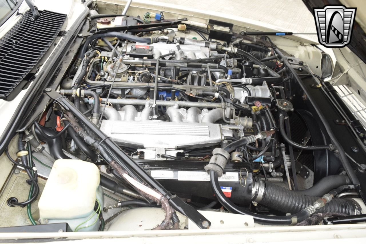 1984 Jaguar XJS 18