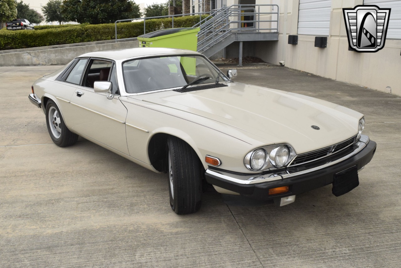1984 Jaguar XJS 45
