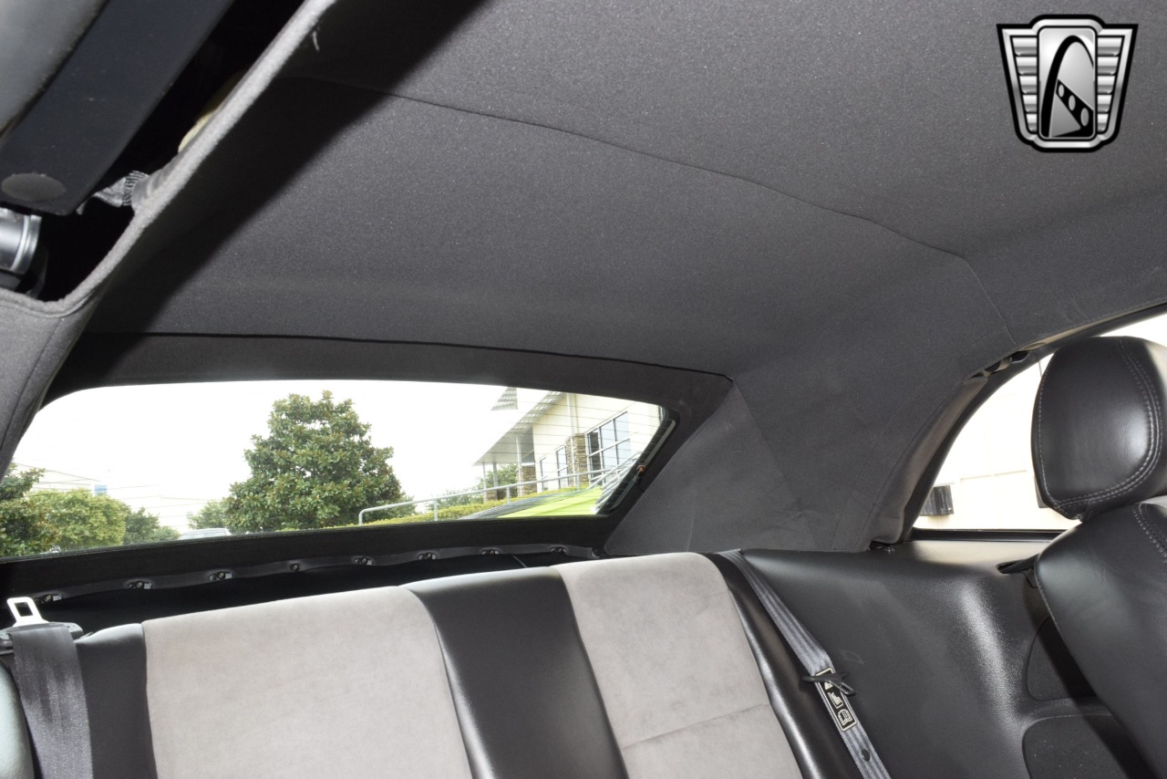 2003 Ford Mustang 29