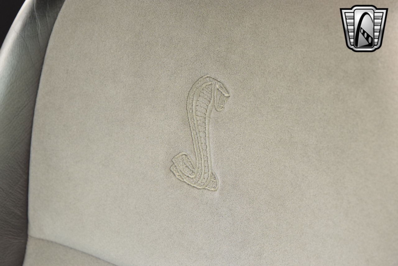 2003 Ford Mustang 24