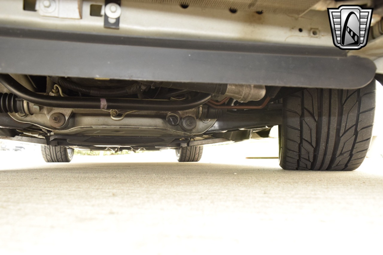 2003 Ford Mustang 79