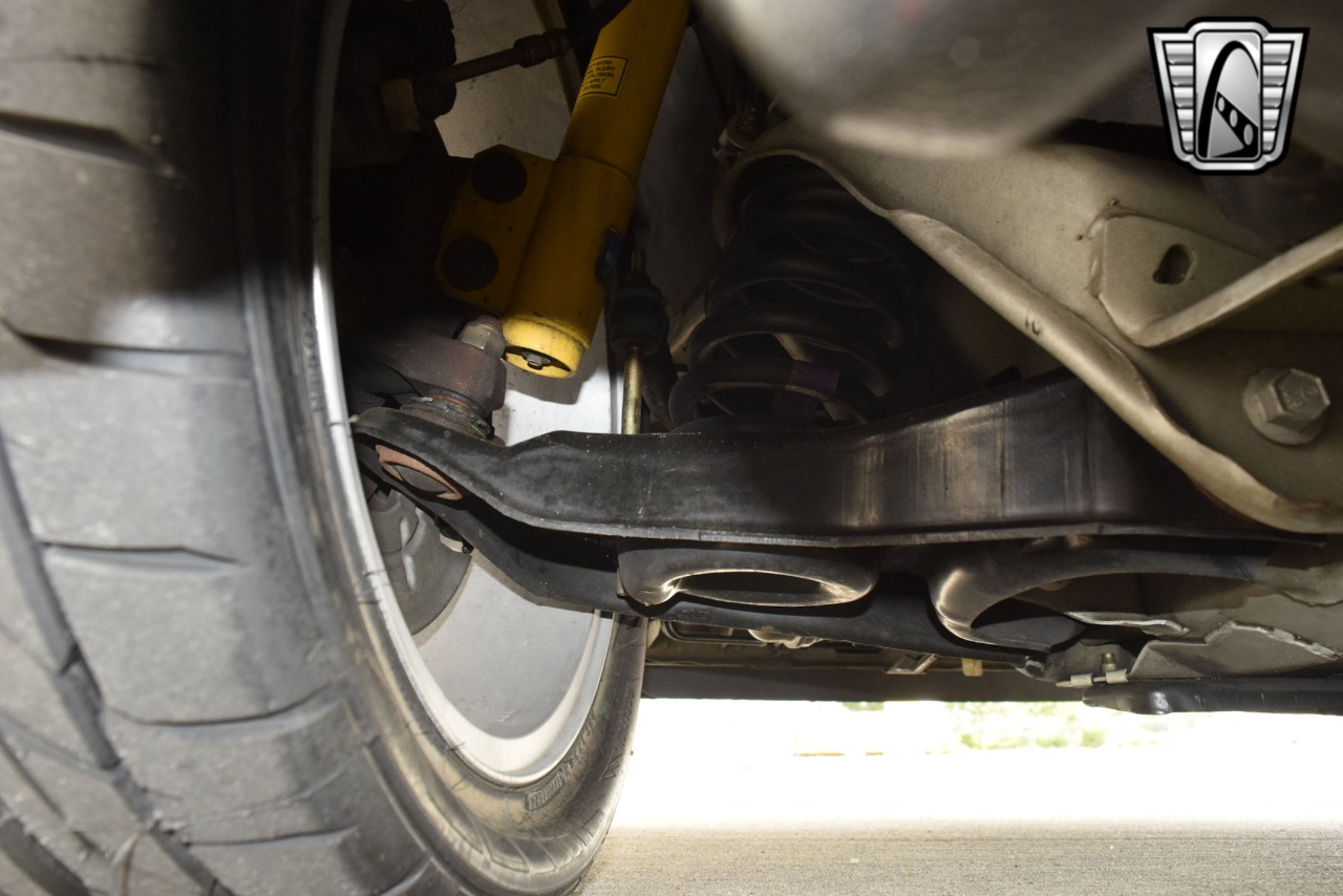 2003 Ford Mustang 81