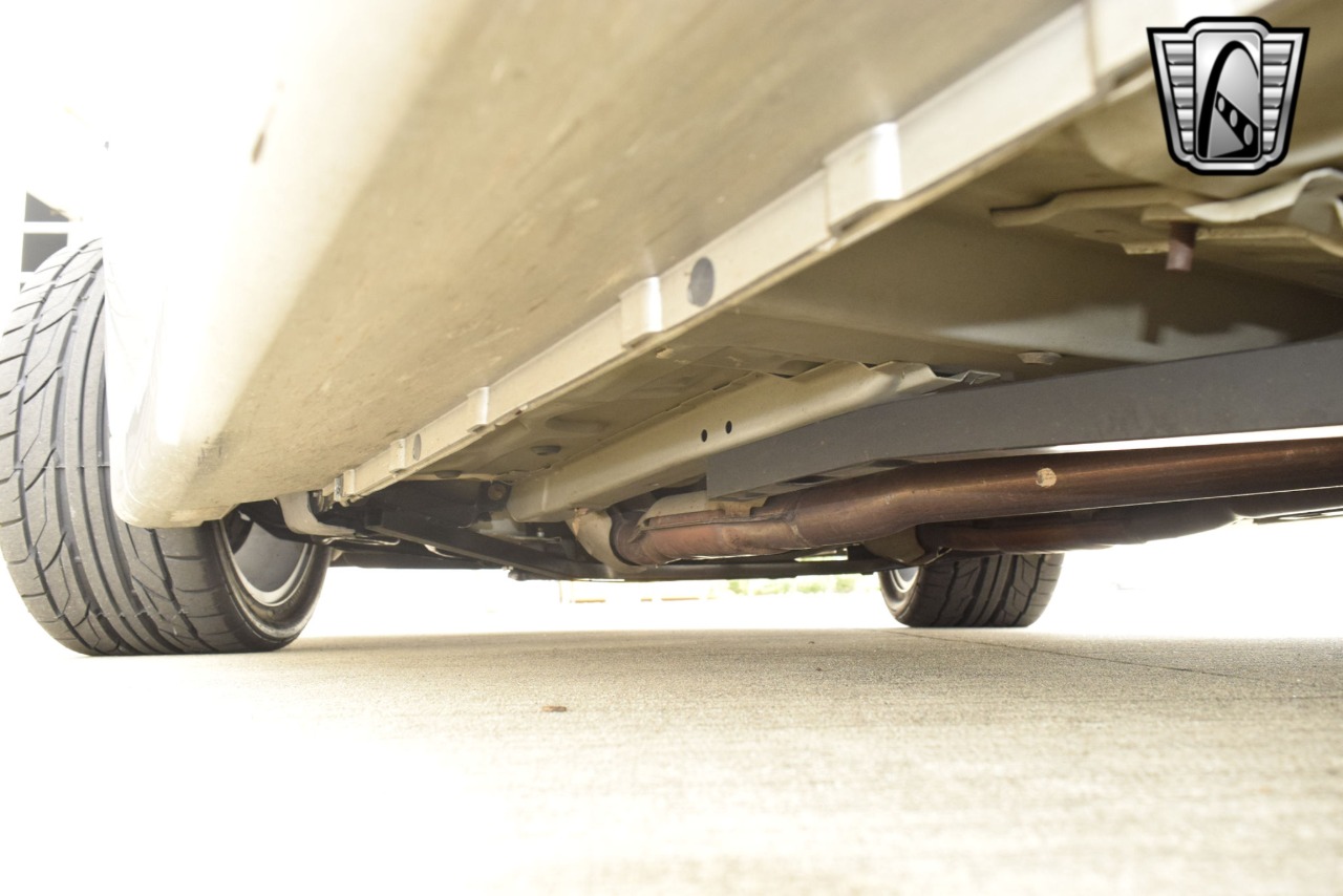 2003 Ford Mustang 85