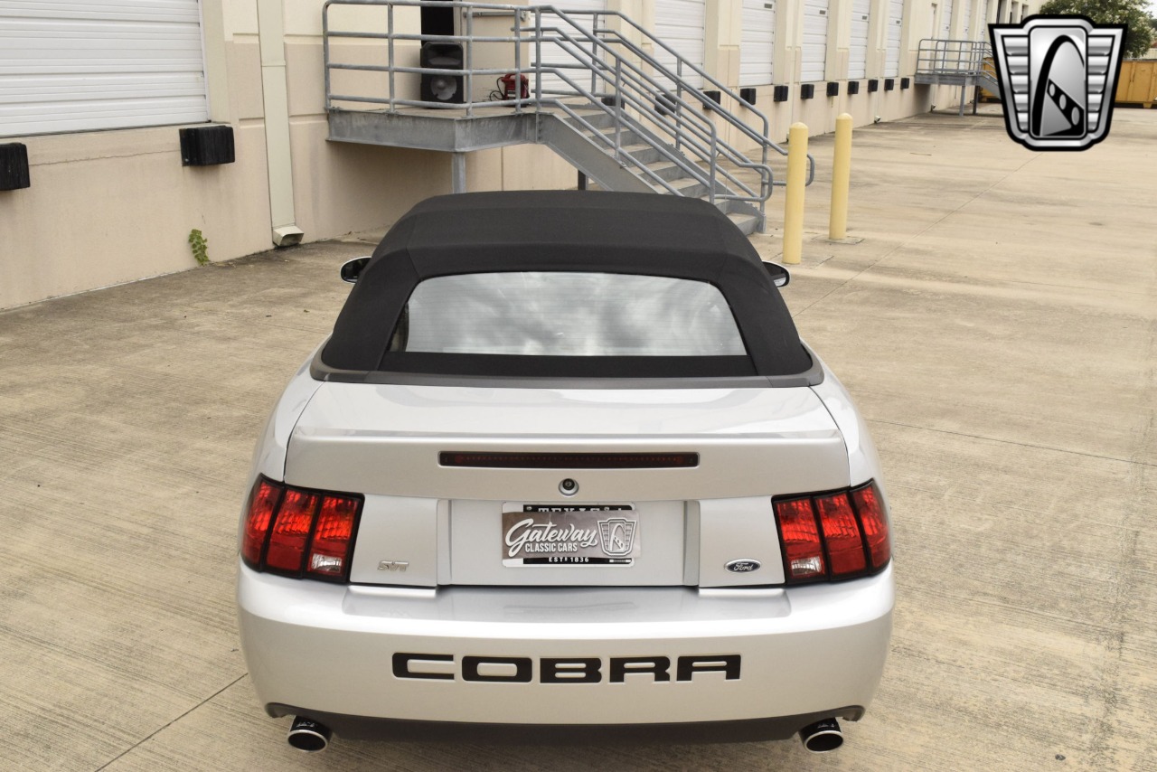 2003 Ford Mustang 45