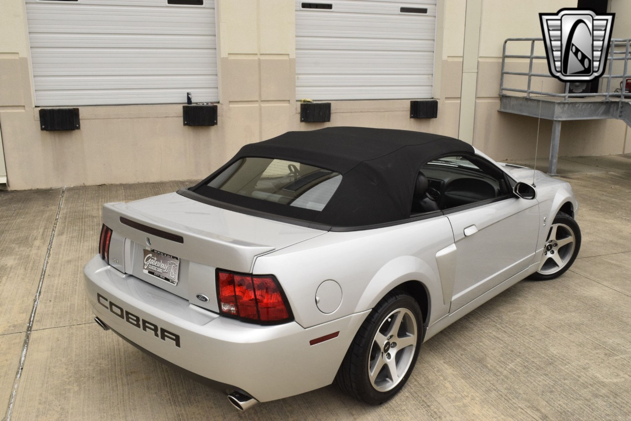 2003 Ford Mustang 47