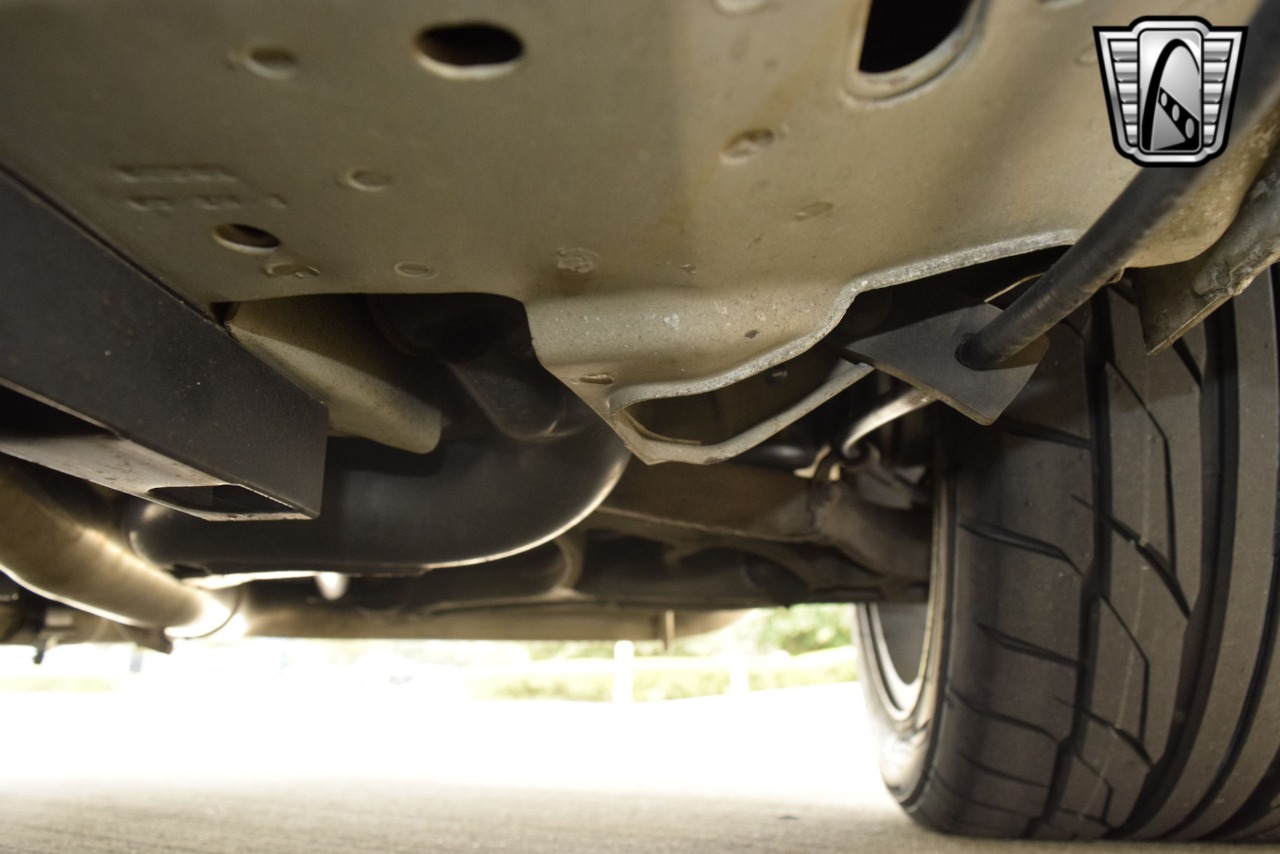 2003 Ford Mustang 89