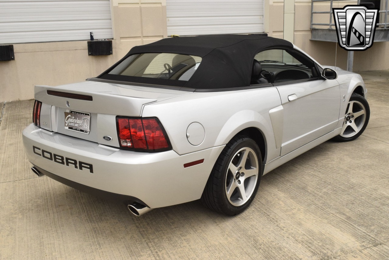 2003 Ford Mustang 48