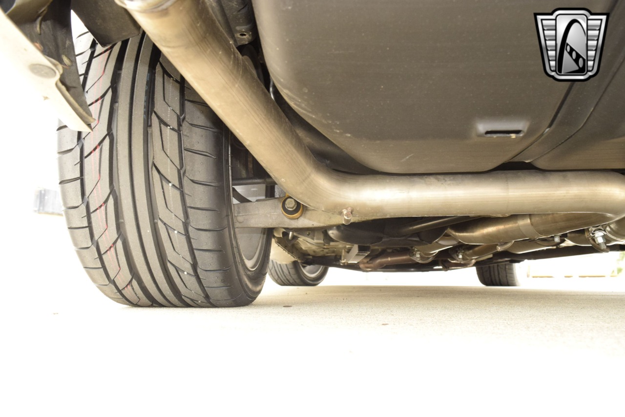 2003 Ford Mustang 17